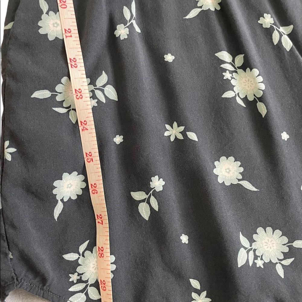 Loft Dress - Picture 4 of 6